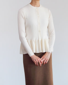 ホワイト　H164cm　着用サイズ：3