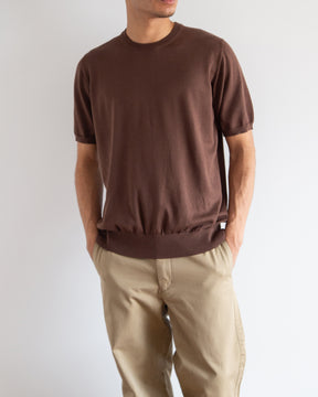 ブラウン　H178cm　着用サイズ：5