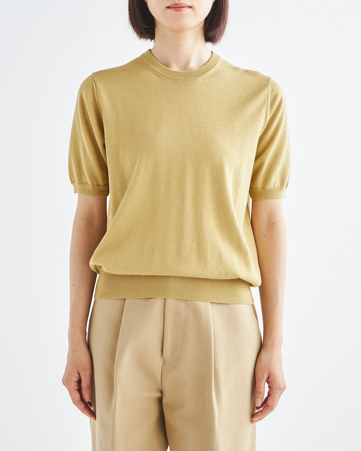 イエロー　H166cm　着用サイズ：2