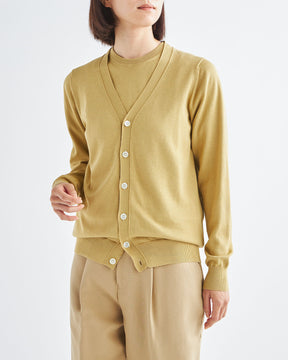 イエロー　H166cm　着用サイズ：2　アンサンブル：SL10S-003、SL10S-008