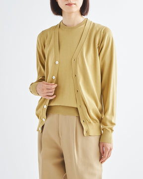 イエロー　H166cm　着用サイズ：2　アンサンブル：SL10S-003、SL10S-008