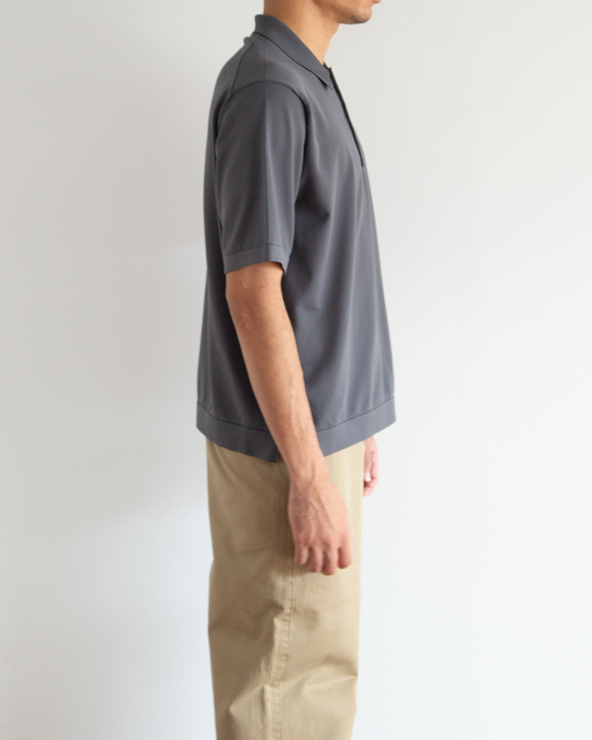 チャコール　H178cm　着用サイズ：4