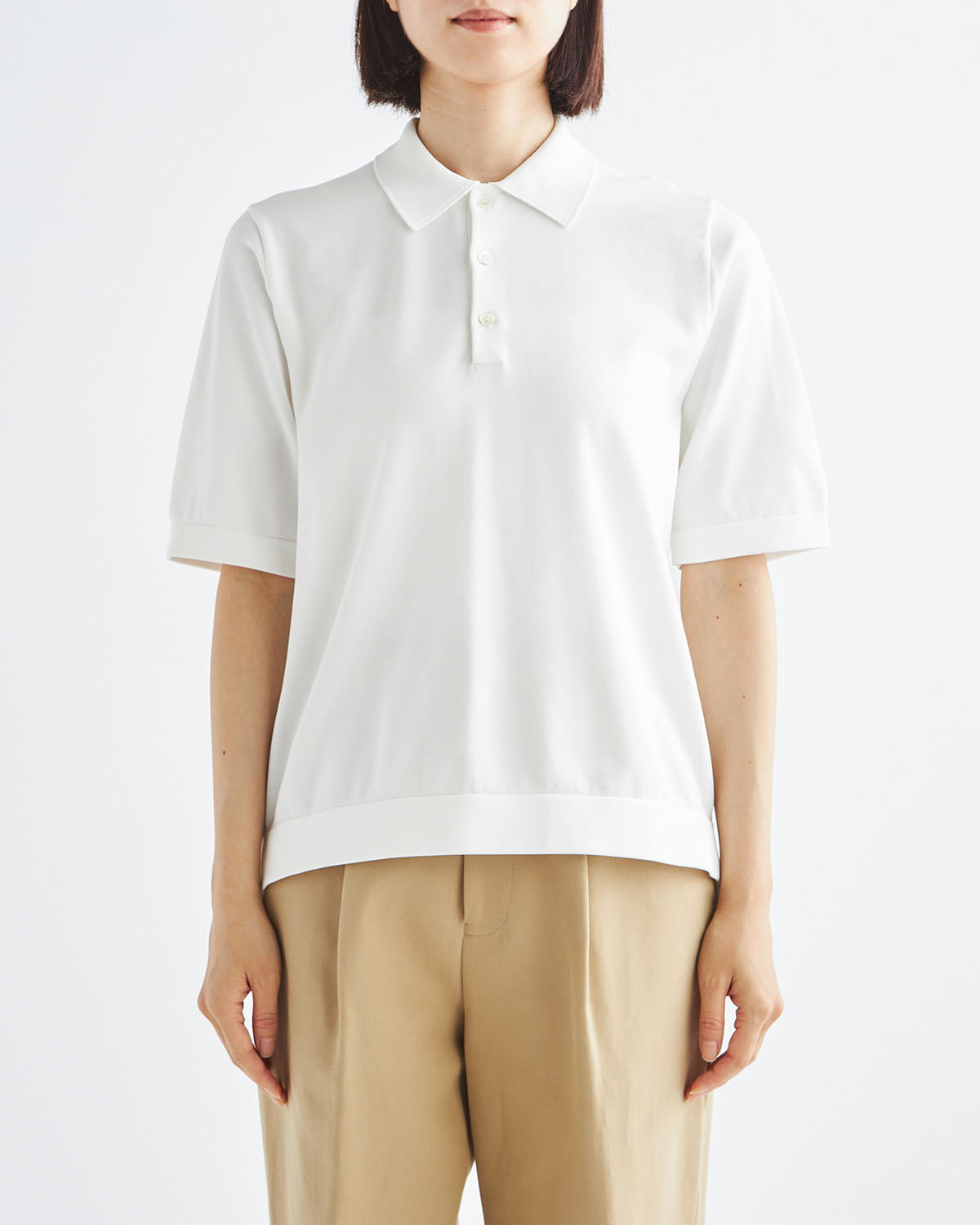 ホワイト　H166cm　着用サイズ：2