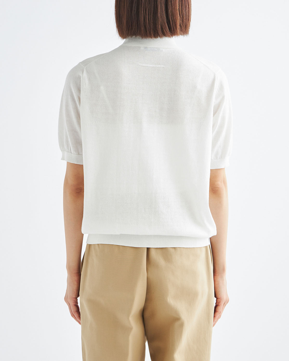 ホワイト　H166cm　着用サイズ：2