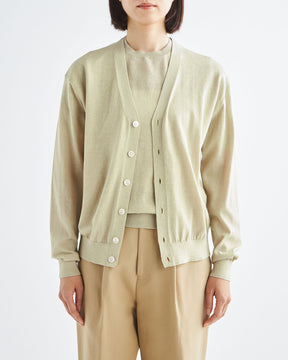 ライトグリーン　h166cm　着用サイズ：2　アンサンブル：半袖ニットSL10S-1074、カーディガンSL10S-1077