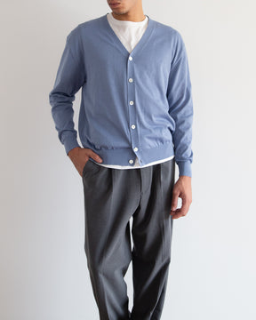 ブルーグレー　H178cm　着用サイズ：4