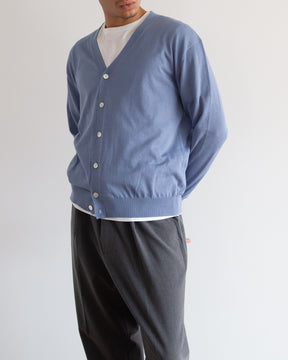 ブルーグレー　H178cm　着用サイズ：4