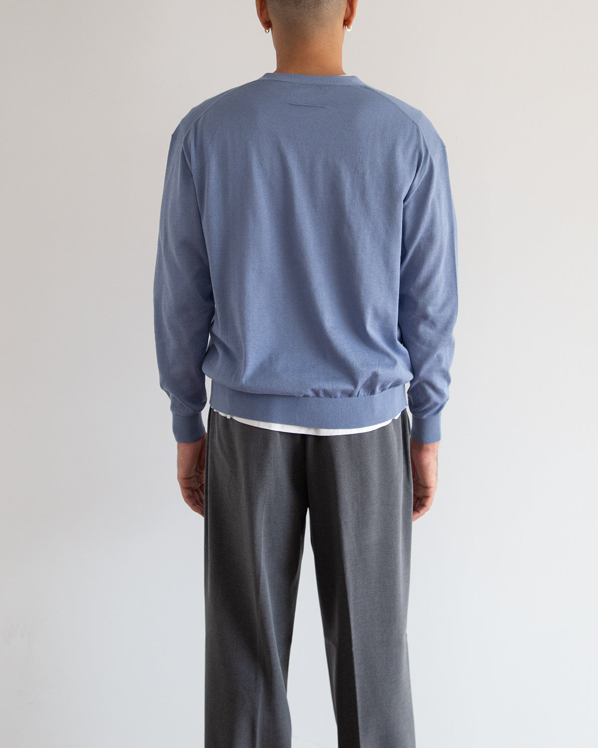 ブルーグレー　H178cm　着用サイズ：4