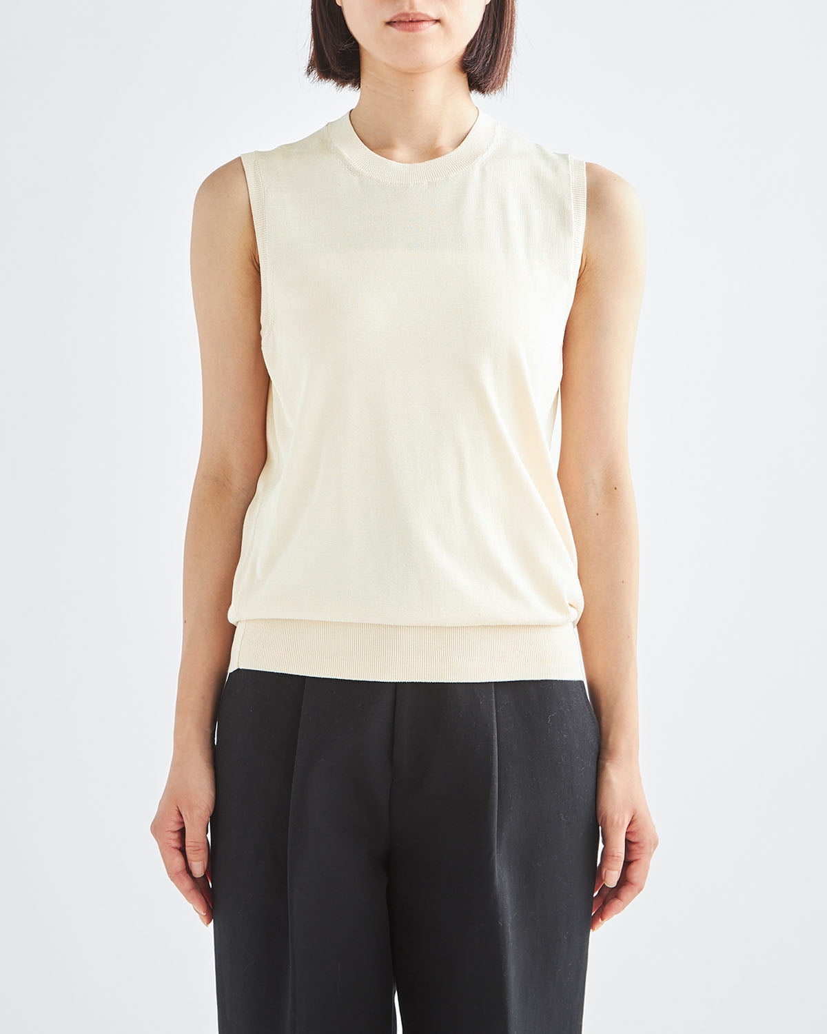 エクリュ　H166cm　着用サイズ：2