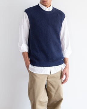 ネイビー　H178cm　着用サイズ：4　中に着たシャツ：SL8S-S671