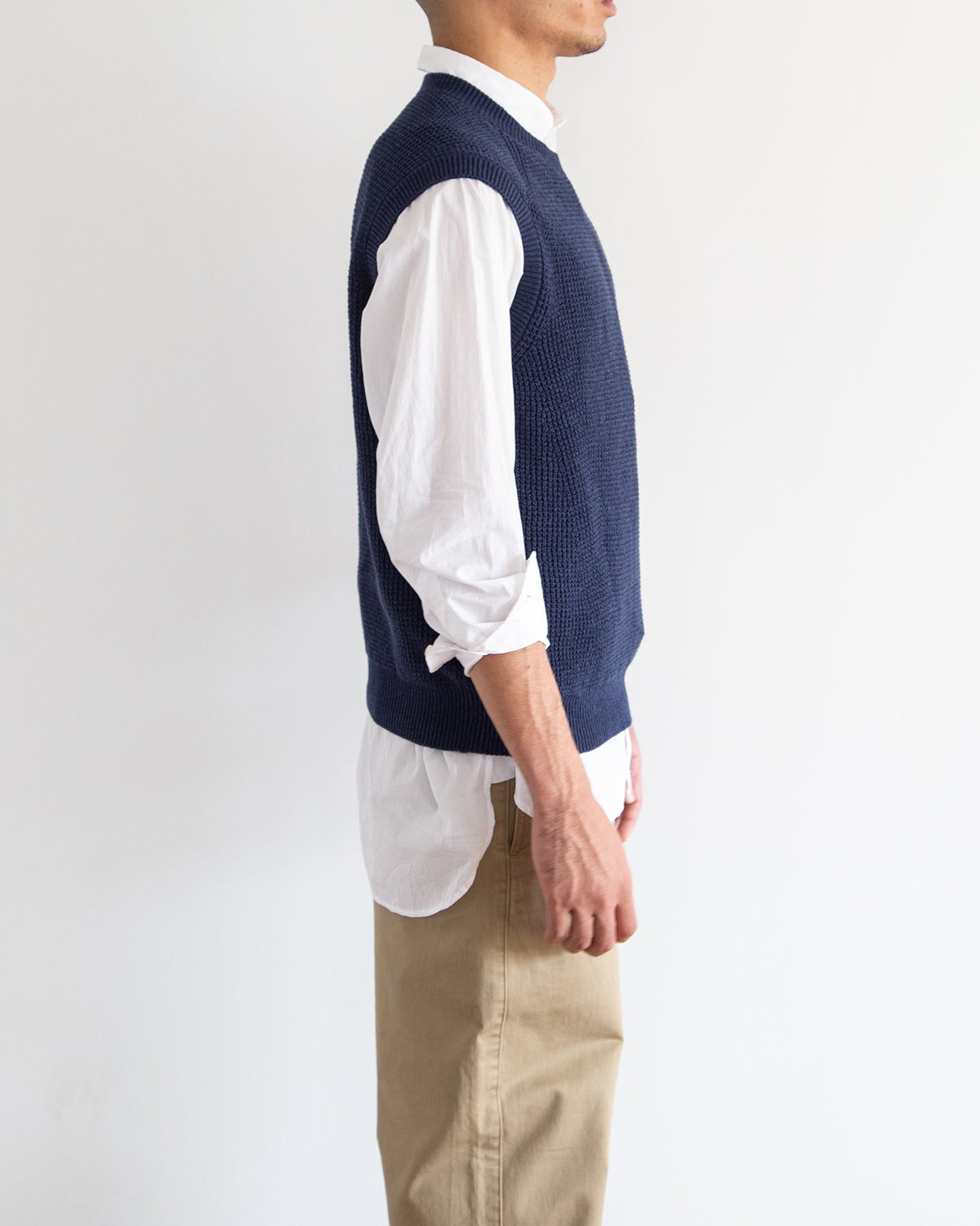 ネイビー　H178cm　着用サイズ：4　中に着たシャツ：SL8S-S671