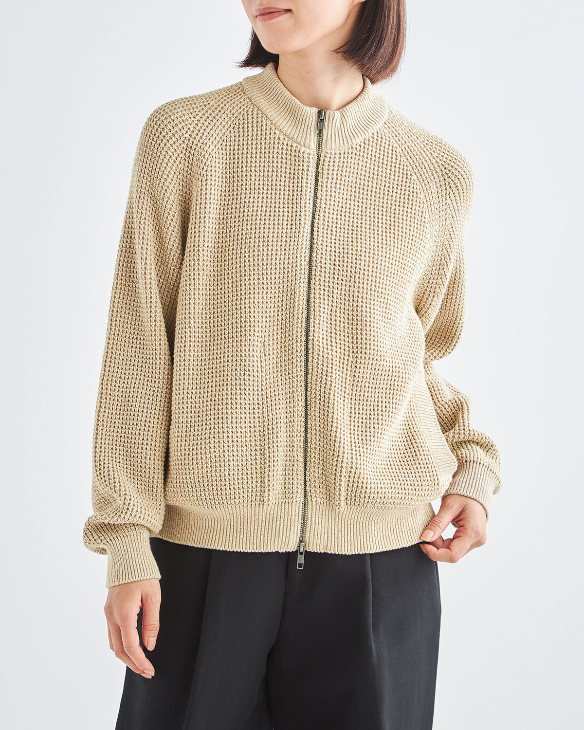 ベージュ　H166cm　着用サイズ：2