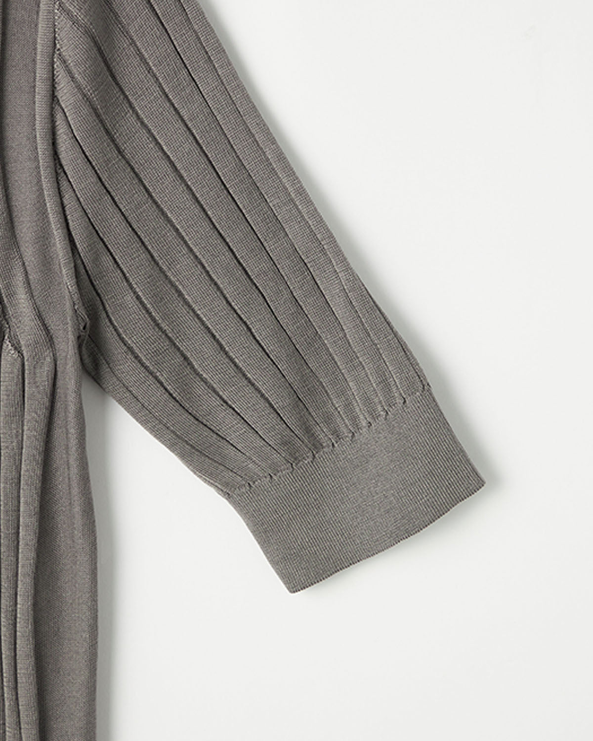 18Gワイドリブ シルク 5分袖クルーネックカーディガン　SL10S-1102