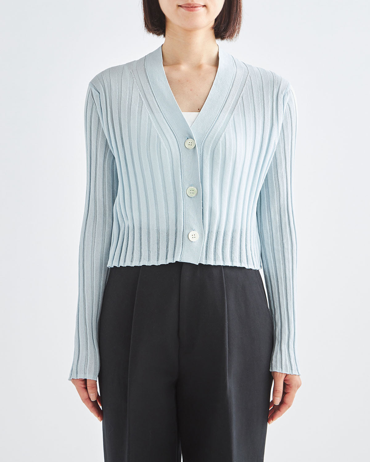 ライトブルー　H166cm　着用サイズ：F