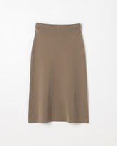 ダークベージュ