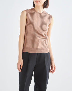 モカ　H166cm　着用サイズ：2