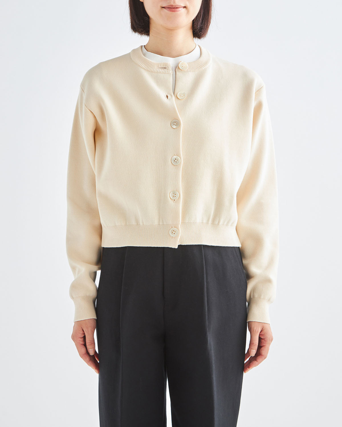 アイボリー　H166cm　着用サイズ：2