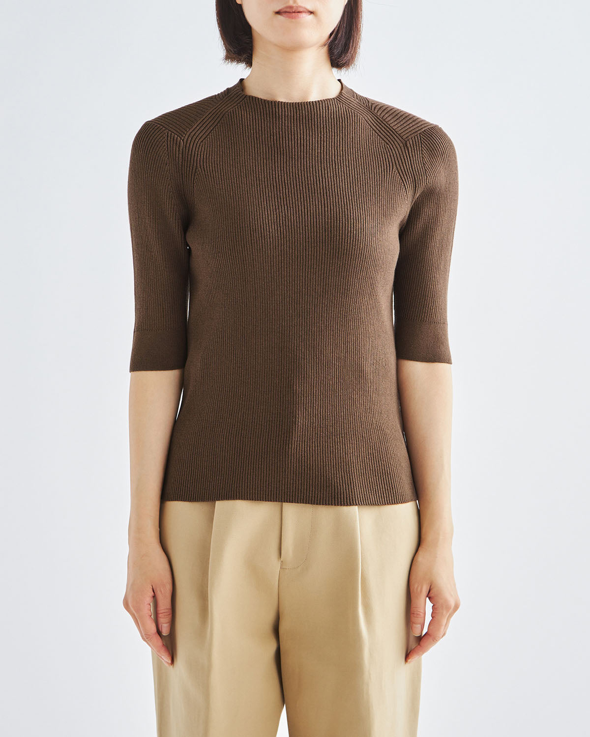 ブラウン　H166cm　着用サイズ：2