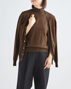 ブラウン　H166cm　着用サイズ：2　アンサンブル：SL10S-1204、SL10S-008