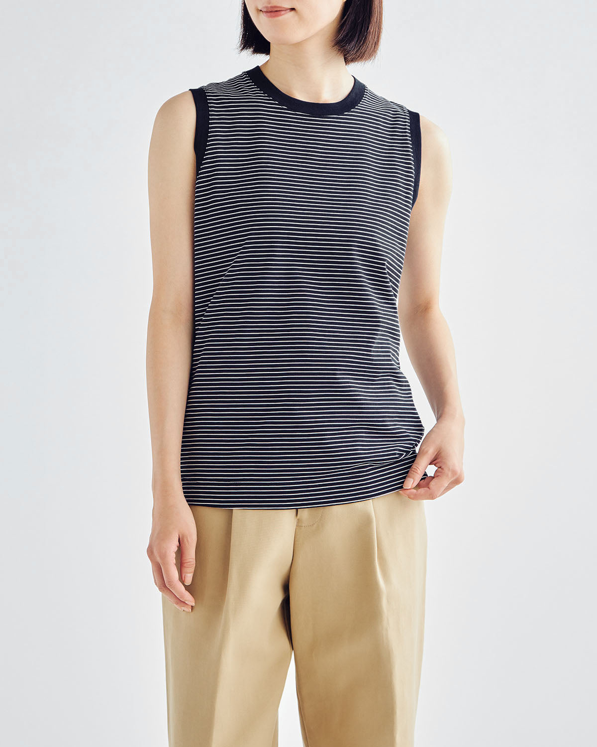 ネイビー×ホワイト　H166cm　着用サイズ：2