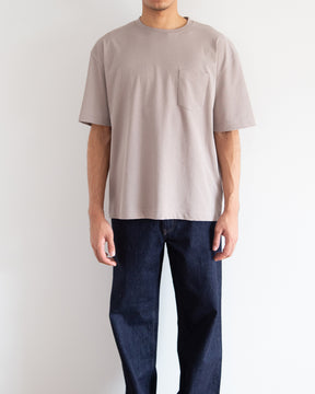 ベージュ　H178cm　着用サイズ；5