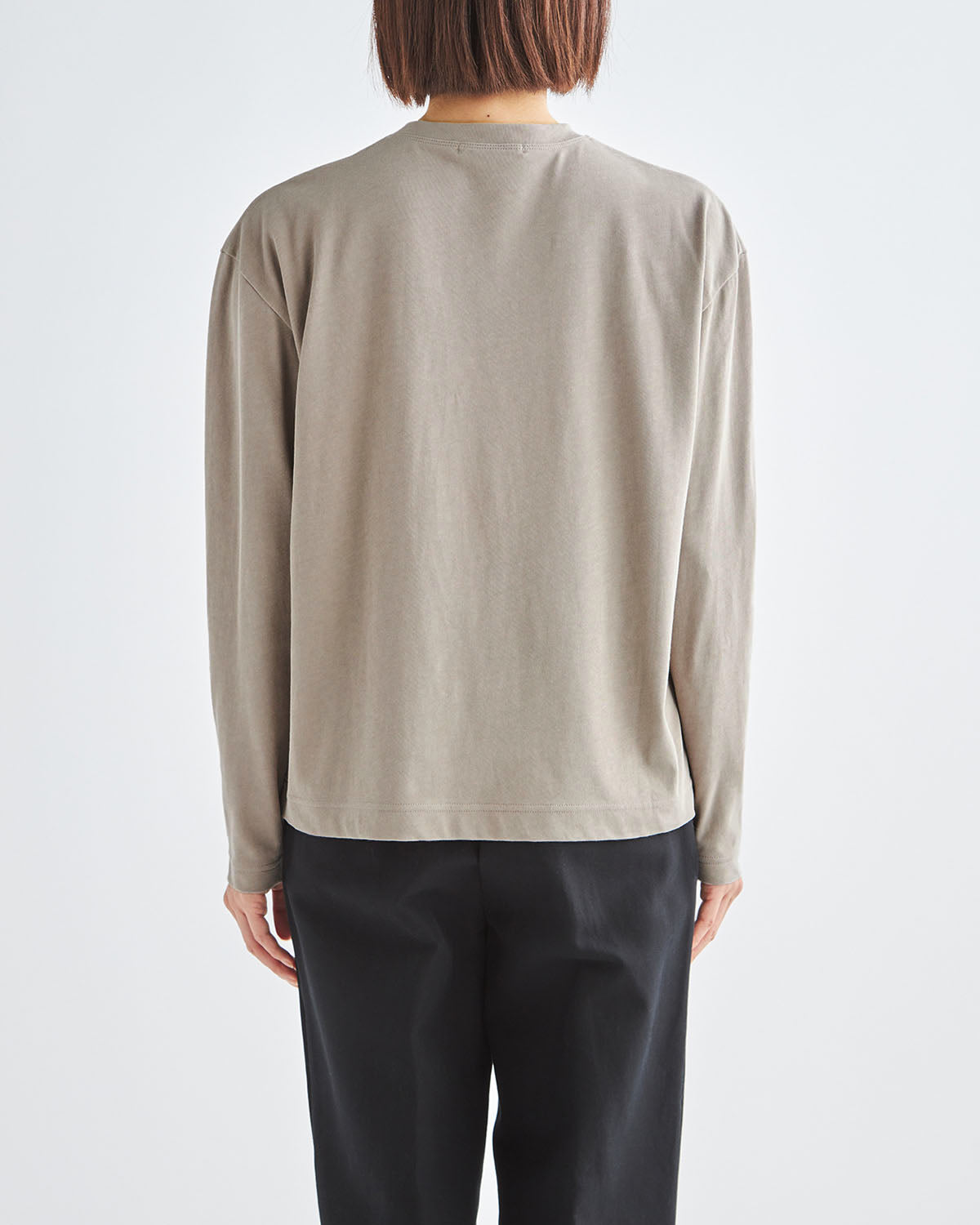 ベージュ　H166cm　着用サイズ：2