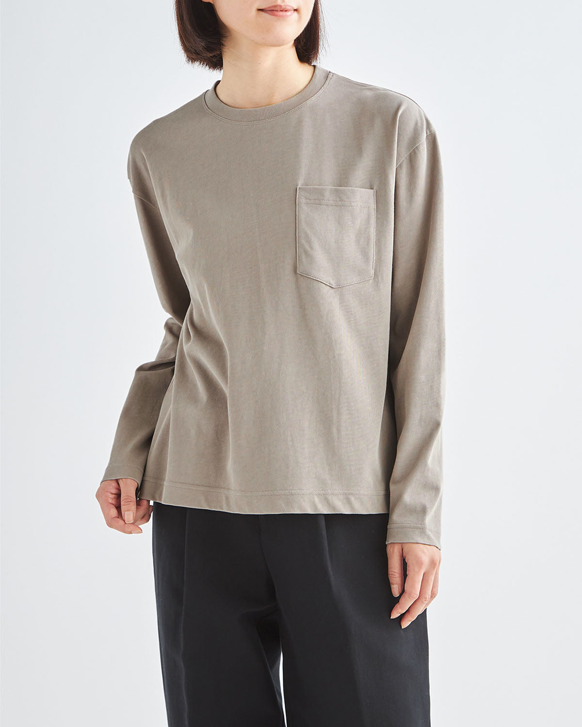 ベージュ　H166cm　着用サイズ：2