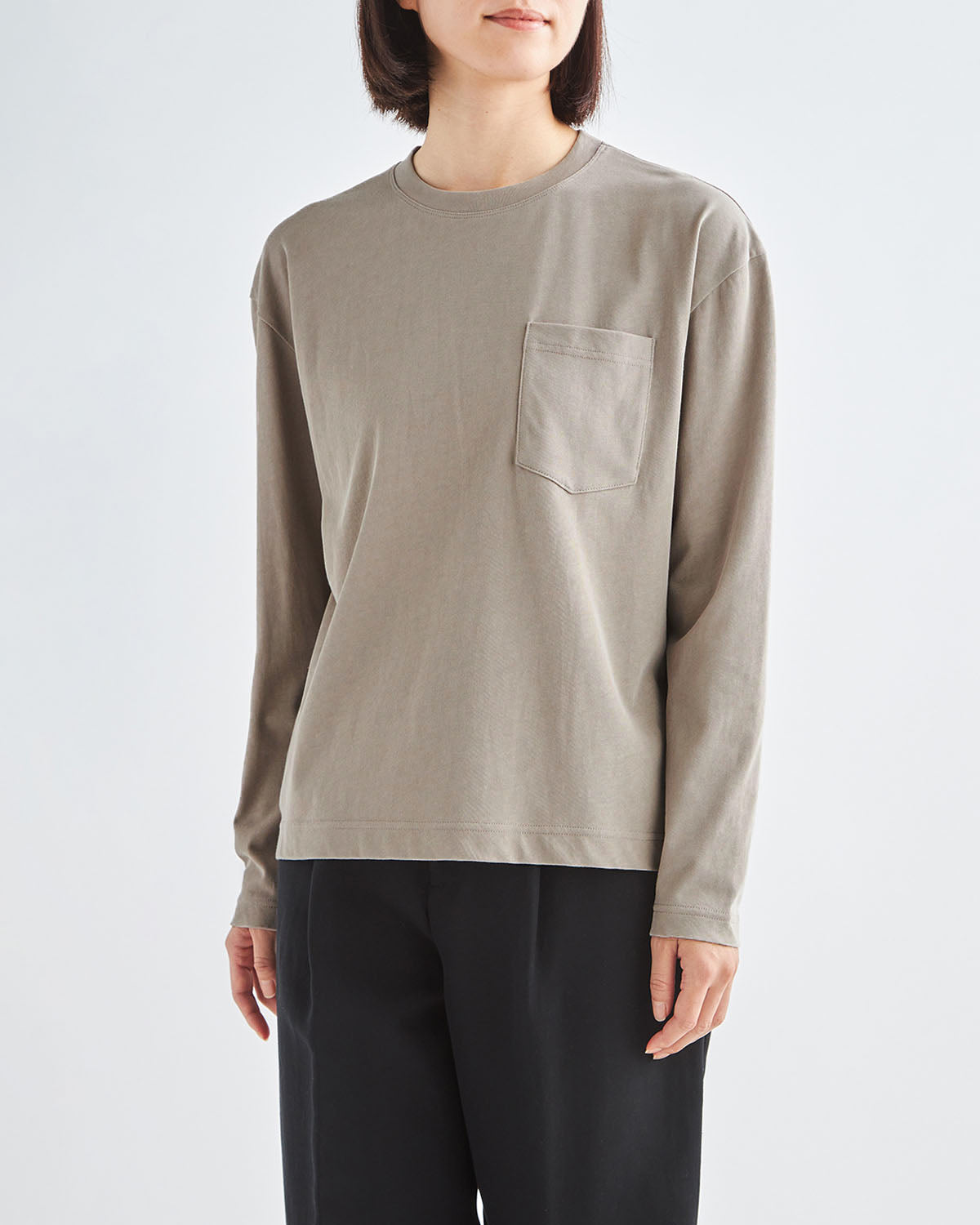 ベージュ　H166cm　着用サイズ：2