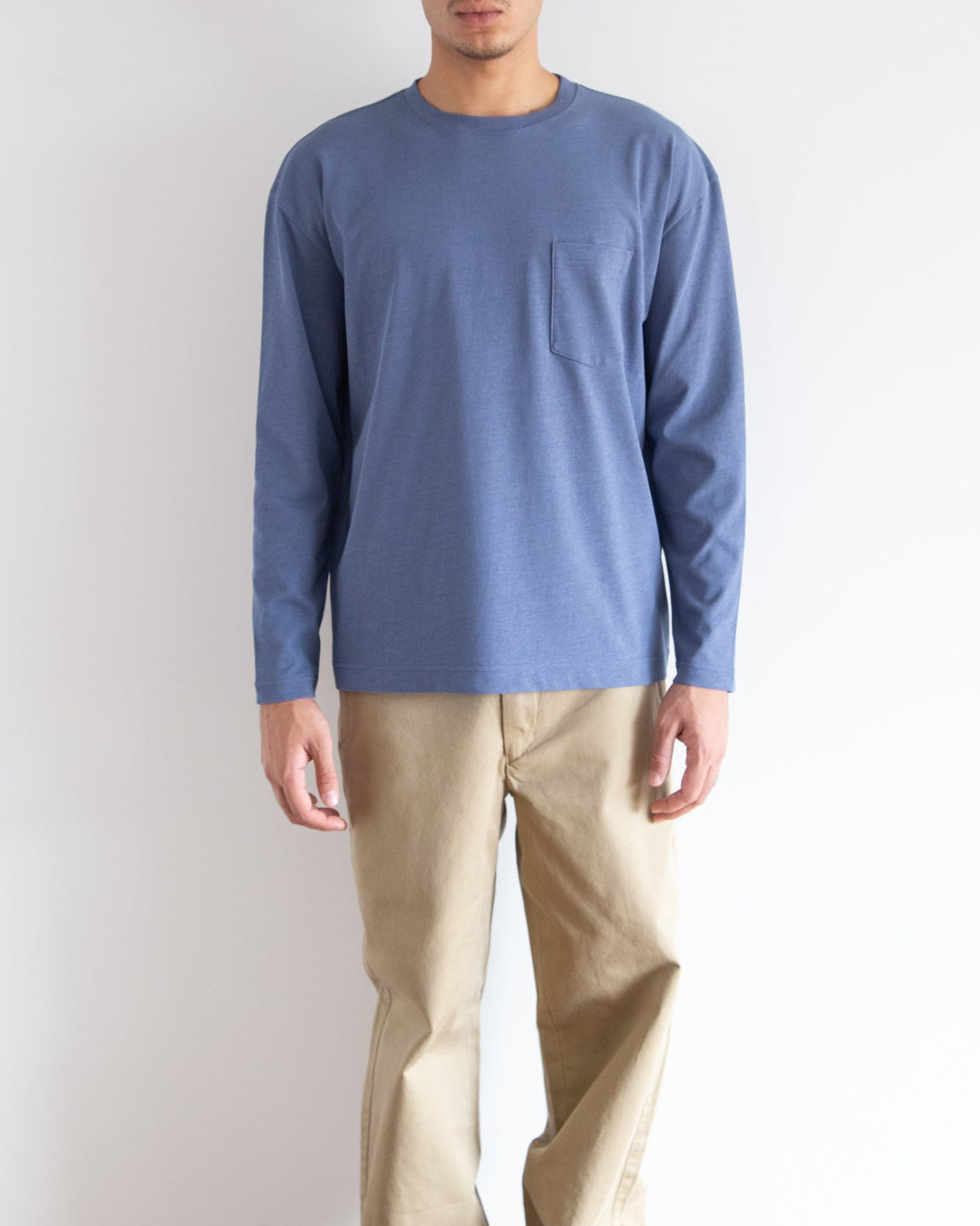 ブルー　H178cm　着用サイズ：4