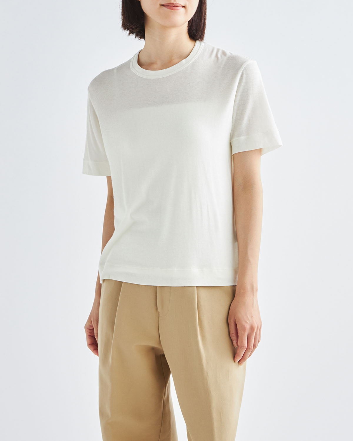 ホワイト　H166cm　着用サイズ：2