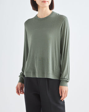 グリーン　H166cm　着用サイズ：2