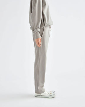 グレージュ　H166cm　着用サイズ：2