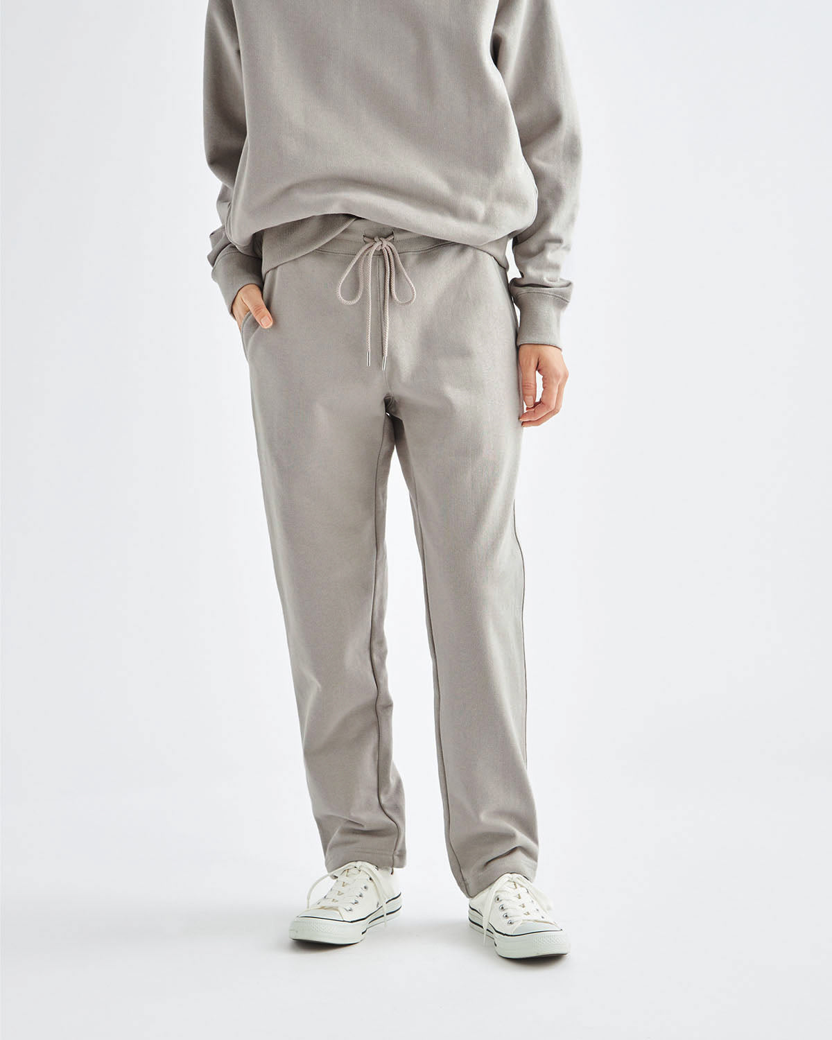 グレージュ　H166cm　着用サイズ：2