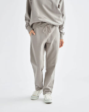 グレージュ　H166cm　着用サイズ：2