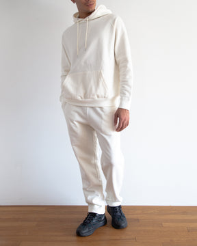 ホワイト　h178cm　着用サイズ：5　トップス：SL10S-T1151　ボトムス：SL10S-T1152