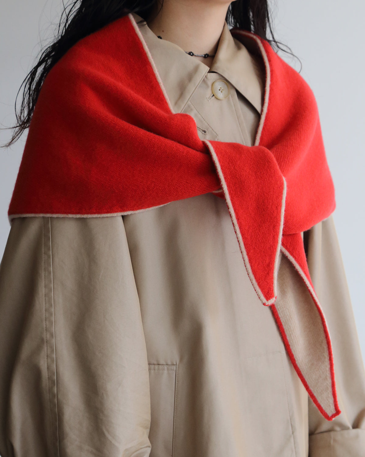 レッド×ベージュ