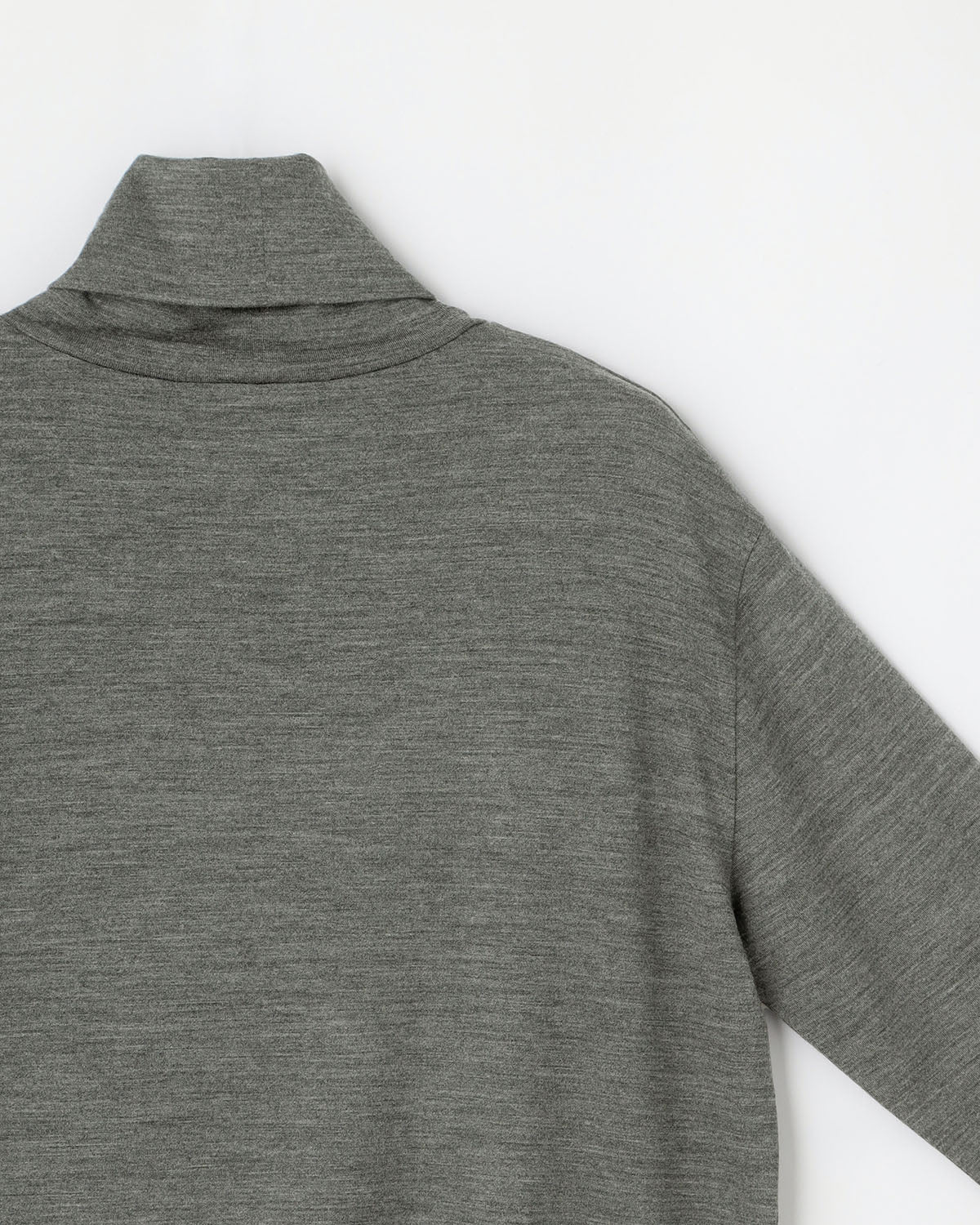 ウール天竺 ニットタートルネック長袖Tシャツ　SL10W-T1056