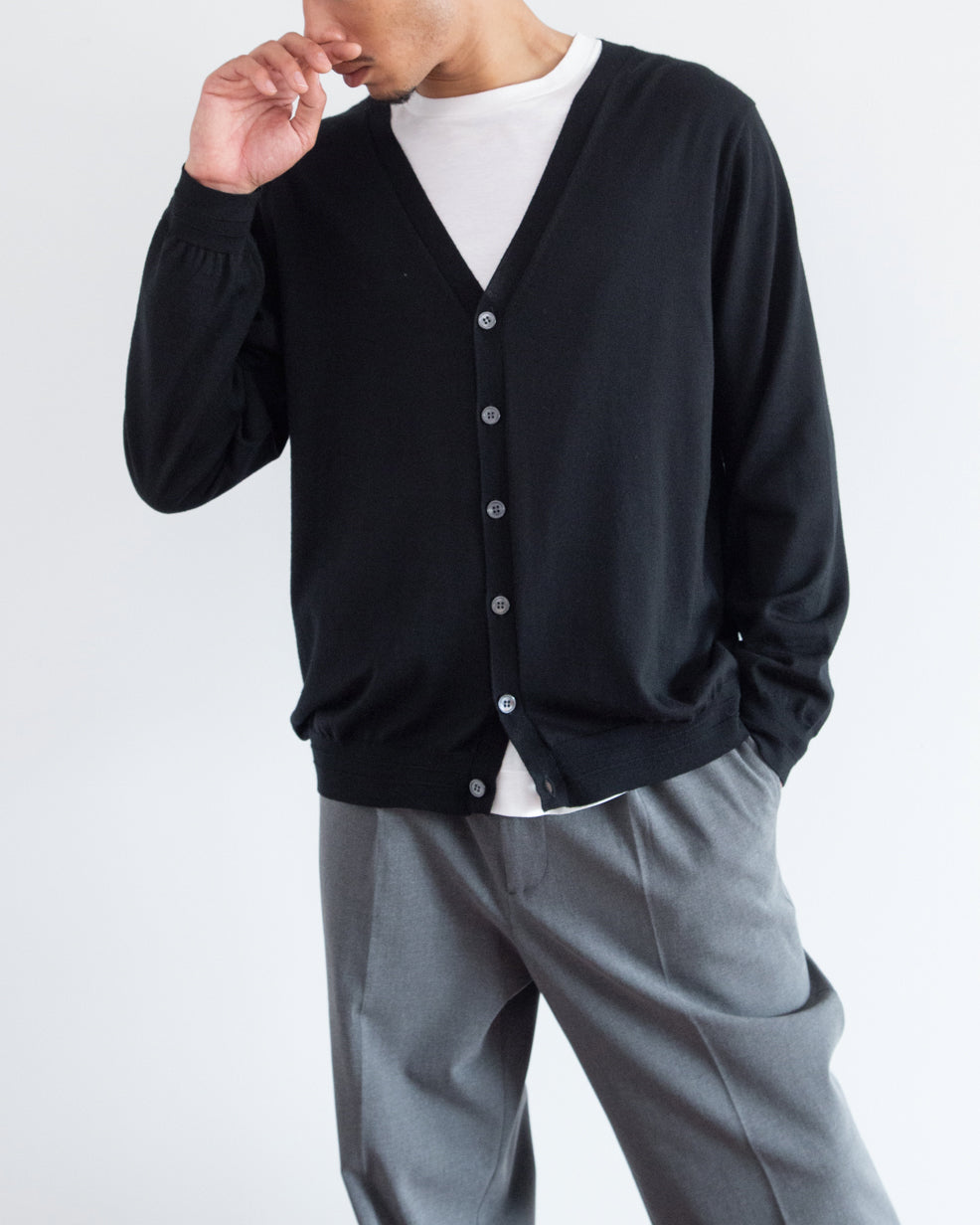 ブラック　H178cm　着用サイズ：5