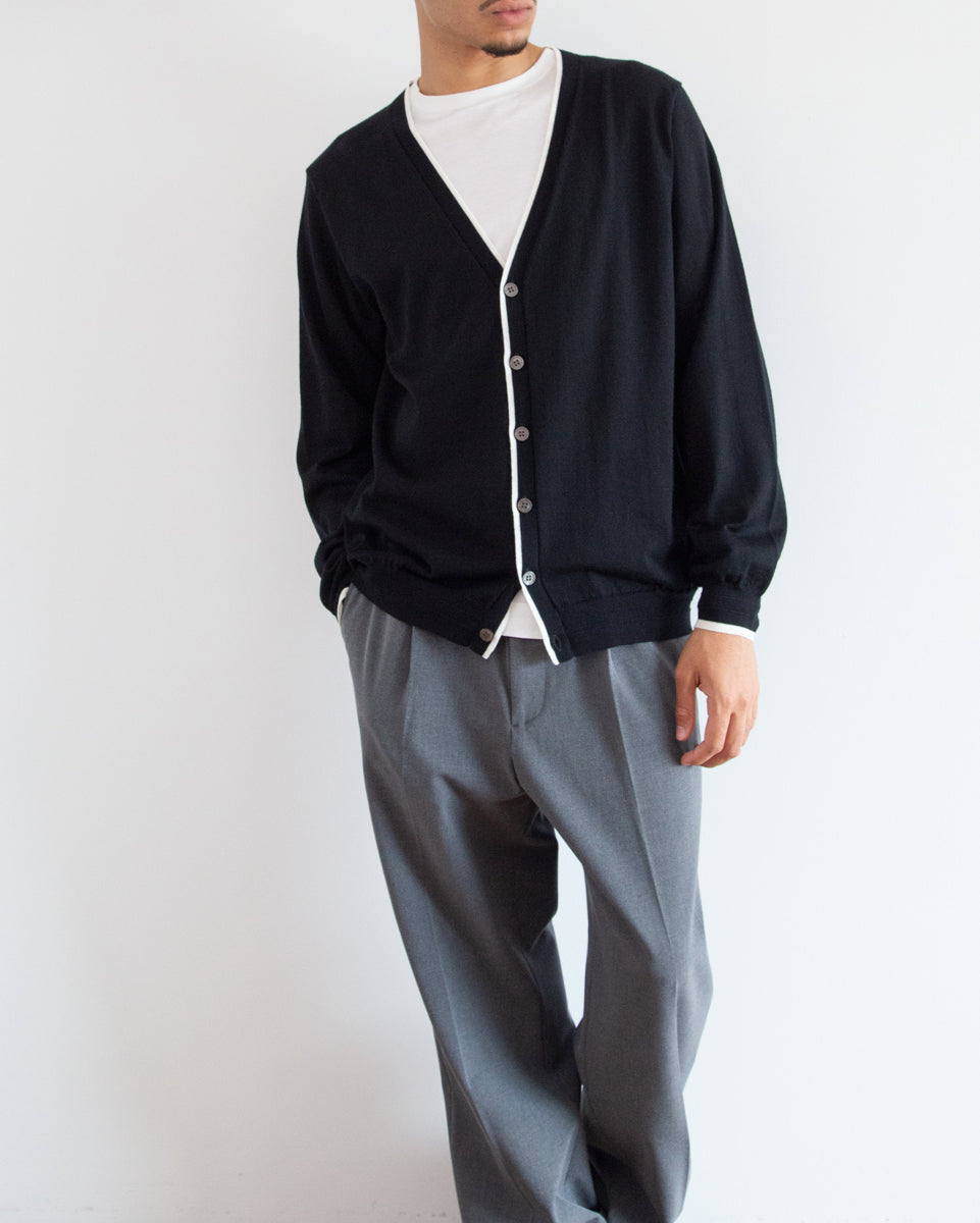 ブラック×ホワイト　H178cm　着用サイズ：5