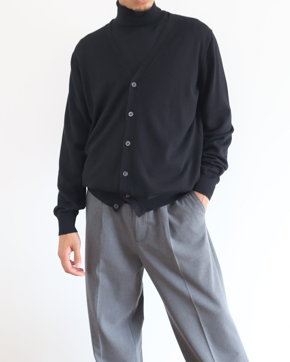 ネイビー　H178cm　着用サイズ：4