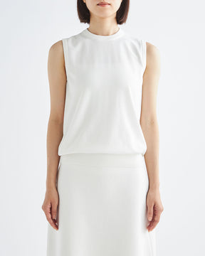 ホワイト　H166cm　着用サイズ：2