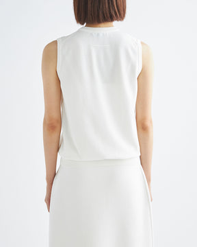 ホワイト　H166cm　着用サイズ：2