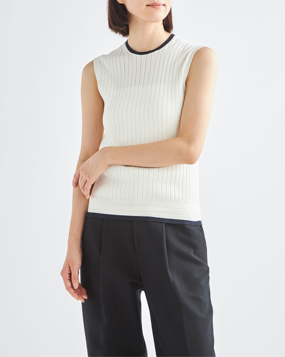 ホワイト×ネイビー　H166cm　着用サイズ：2