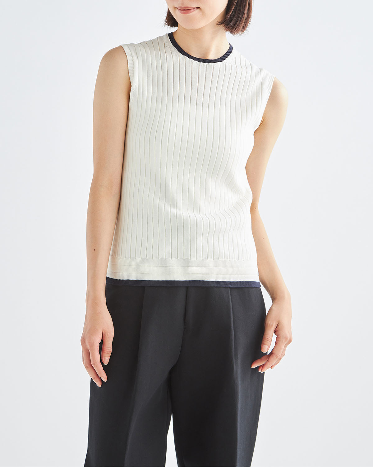 ホワイト×ネイビー　H166cm　着用サイズ：2