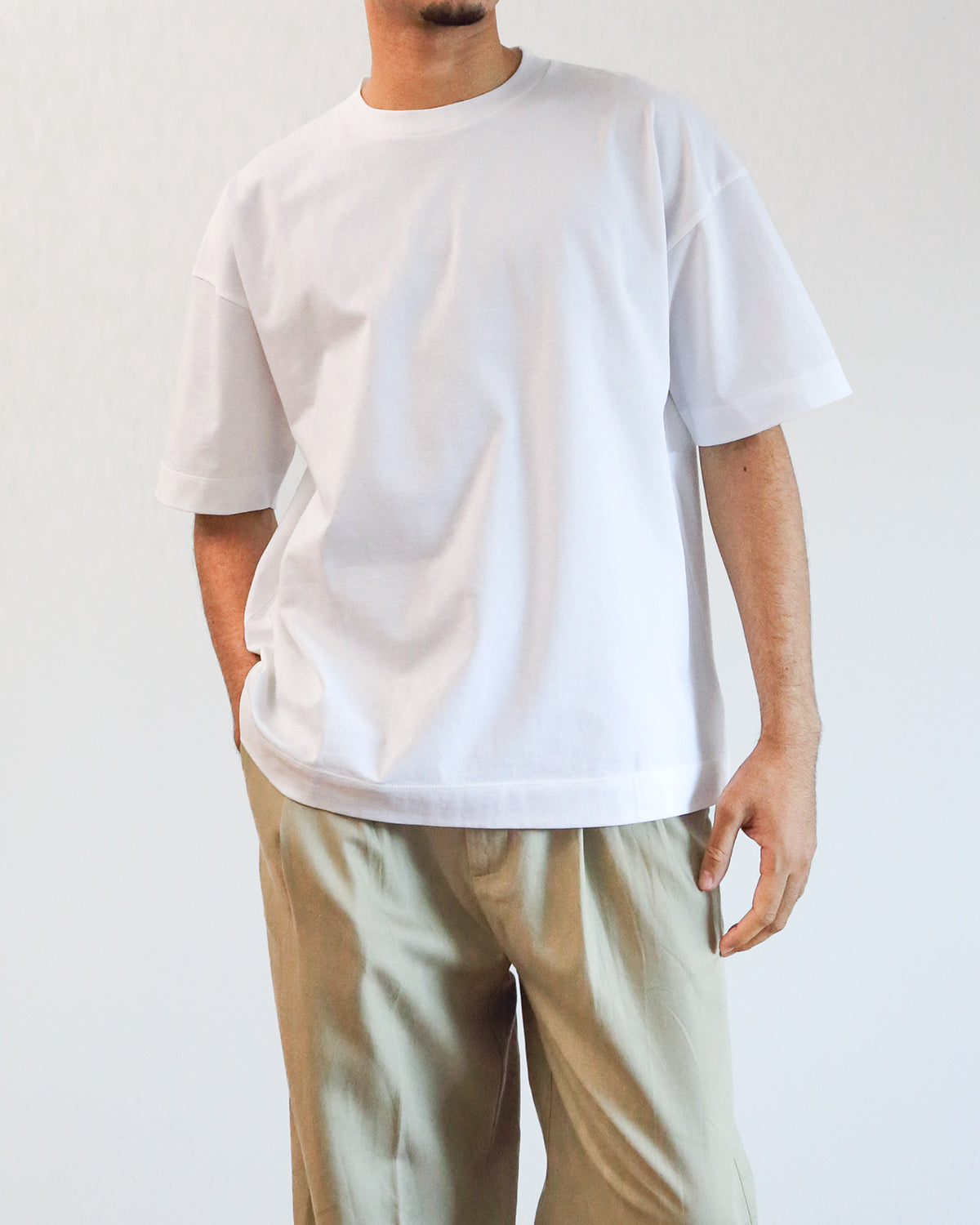 ホワイト　H178cm　着用サイズ：5