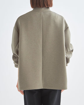 ベージュ　H166cm　着用サイズ：L