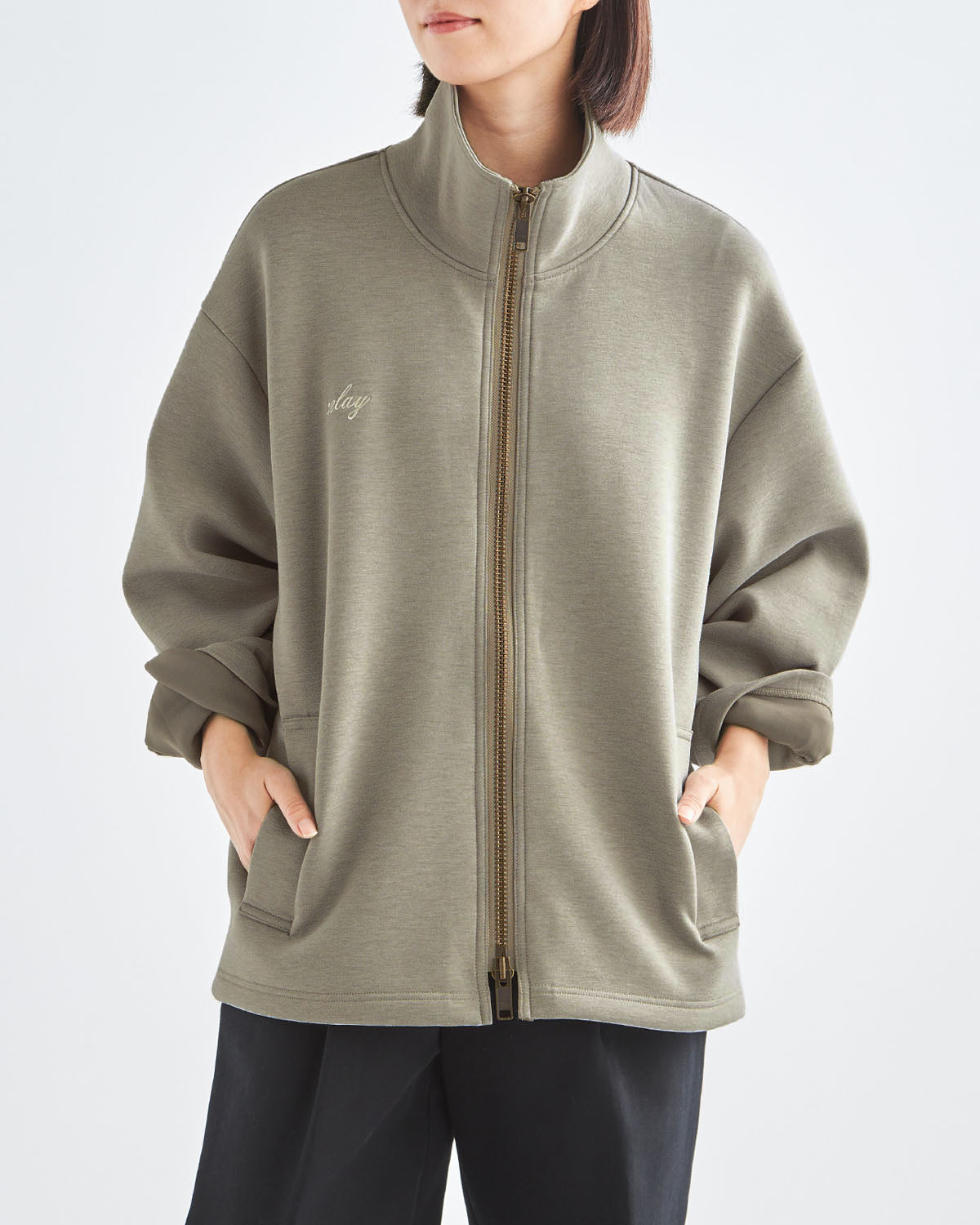 ベージュ　H166cm　着用サイズ：L