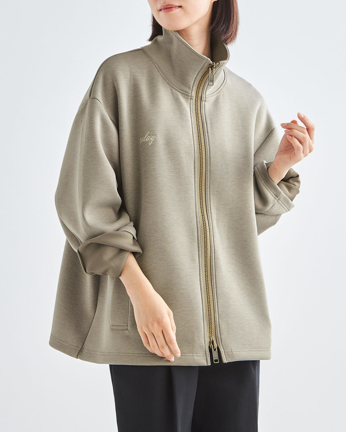 ベージュ　H166cm　着用サイズ：L