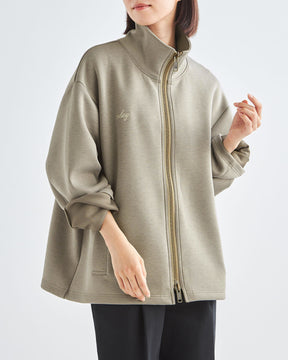 ベージュ　H166cm　着用サイズ：L