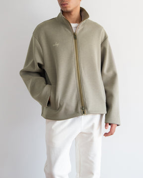 ベージュ　H178cm　着用サイズ：L